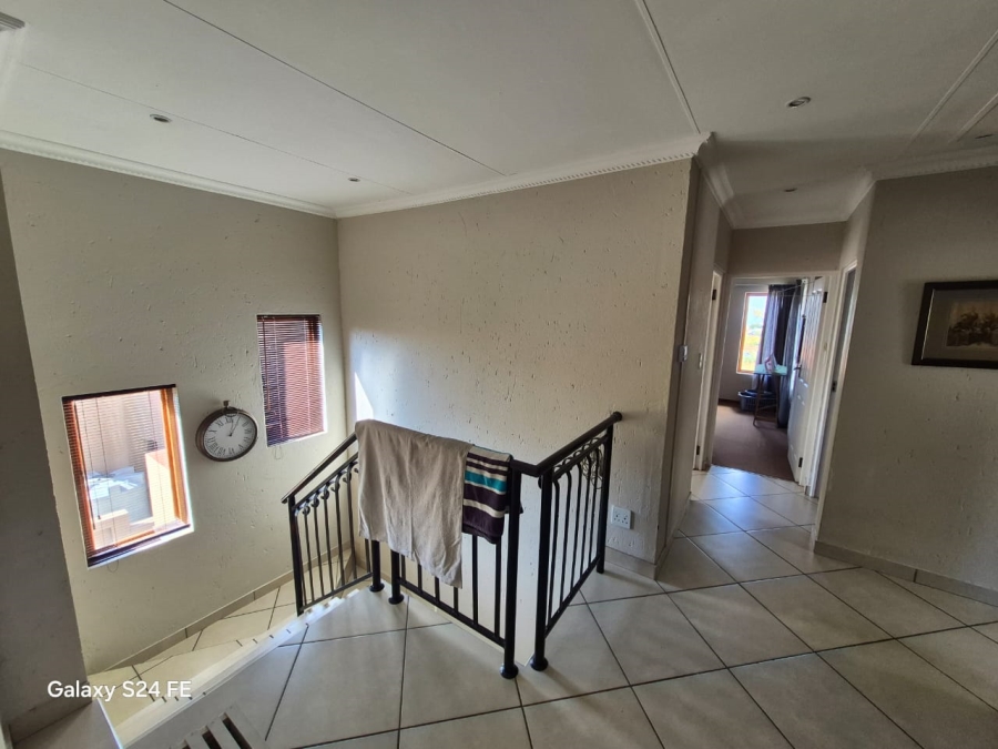 3 Bedroom Property for Sale in Boschdal North West
